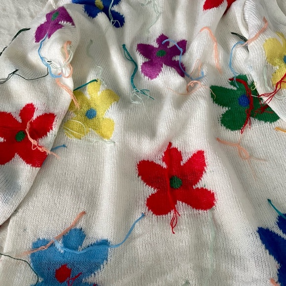 Multi-Color Knit Top - Picture 7 of 7